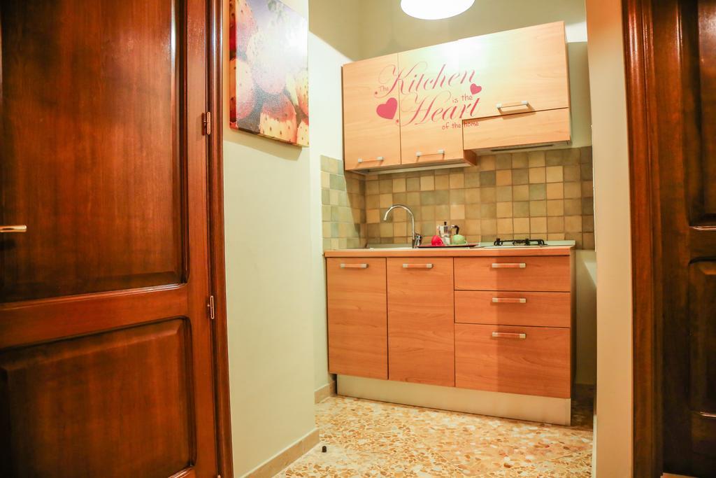 דירות לצ'ה Casa Sant'Oronzo מראה חיצוני תמונה