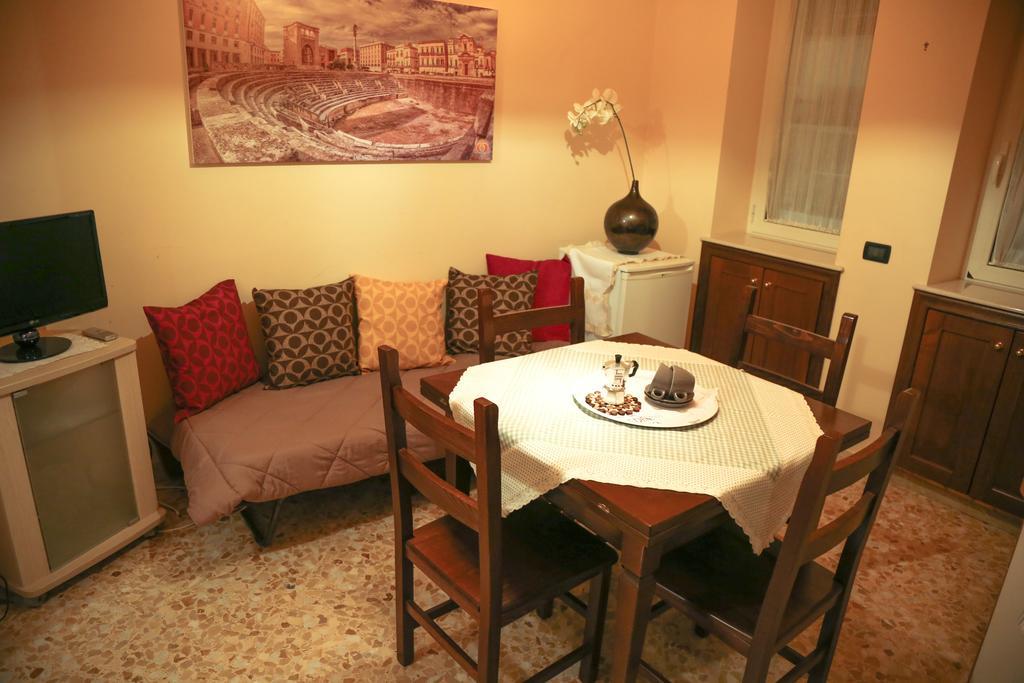 דירות לצ'ה Casa Sant'Oronzo מראה חיצוני תמונה