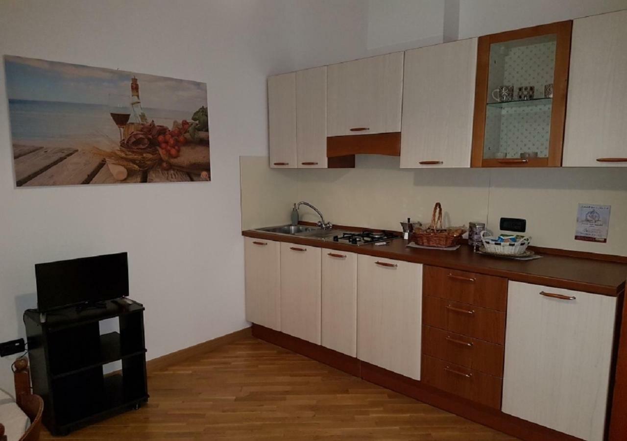 דירות לצ'ה Casa Sant'Oronzo מראה חיצוני תמונה